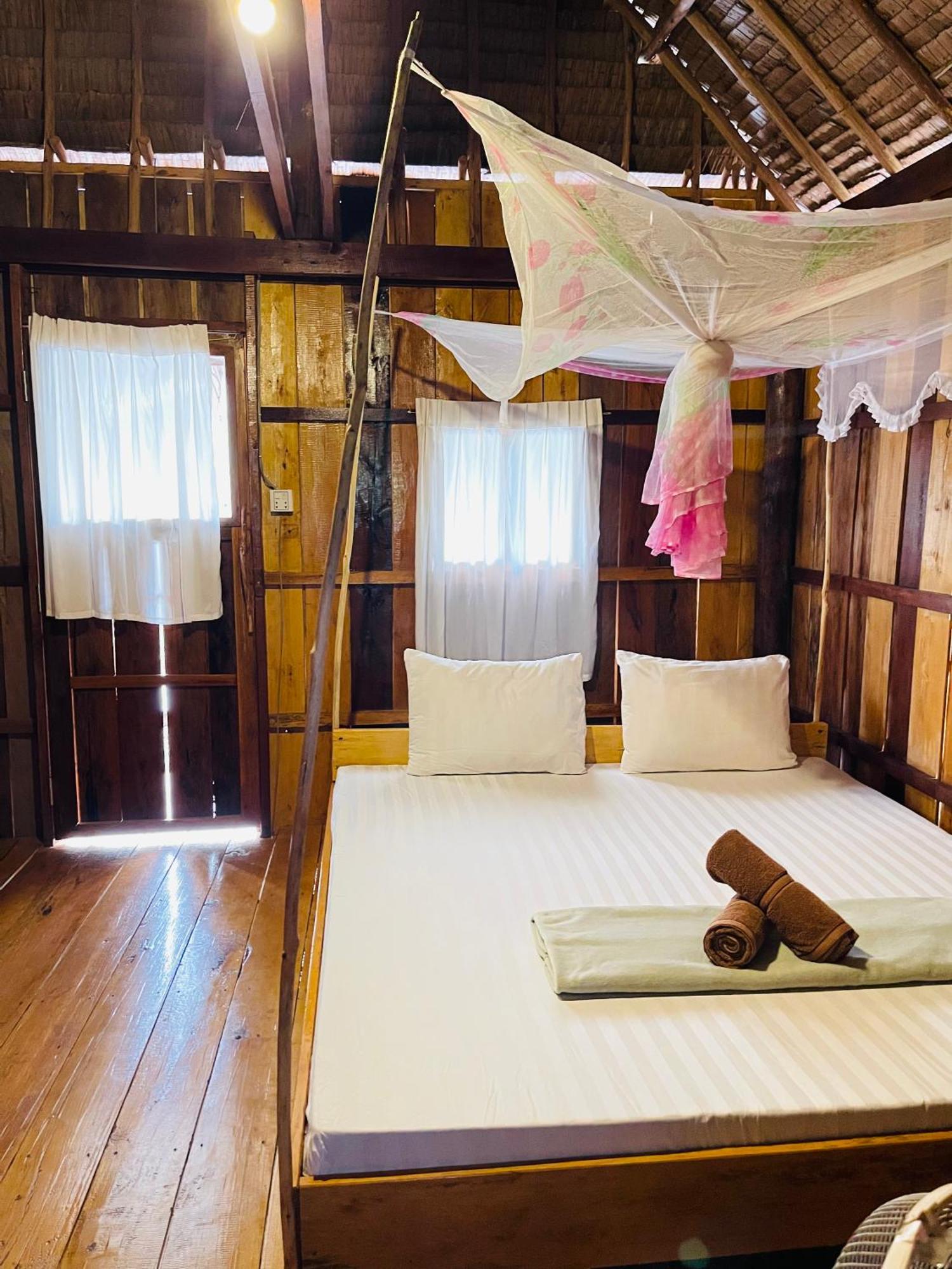 Lily'S Riverhouse Prek Svay Village Esterno foto
